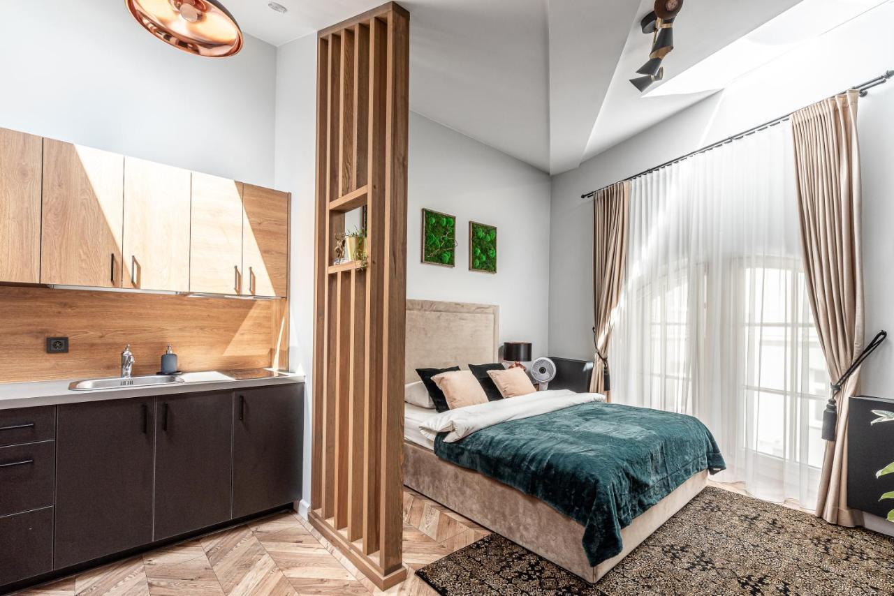 Apartment Sun Lighted Cathedral Square Studio